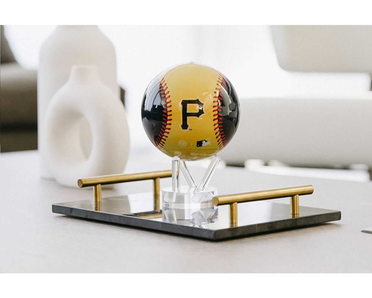 MLB® Pirates™ MOVA Globe