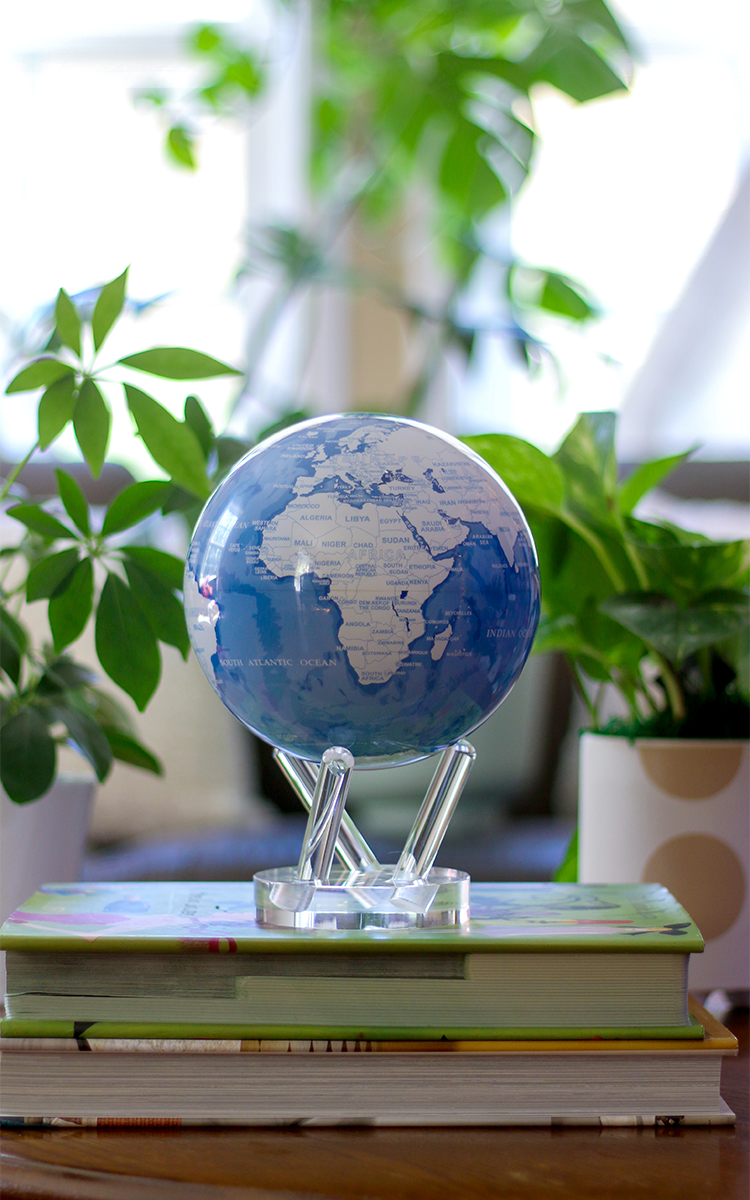 Globe MOVA Autorotatif Le Petit Prince aquarelle et azur